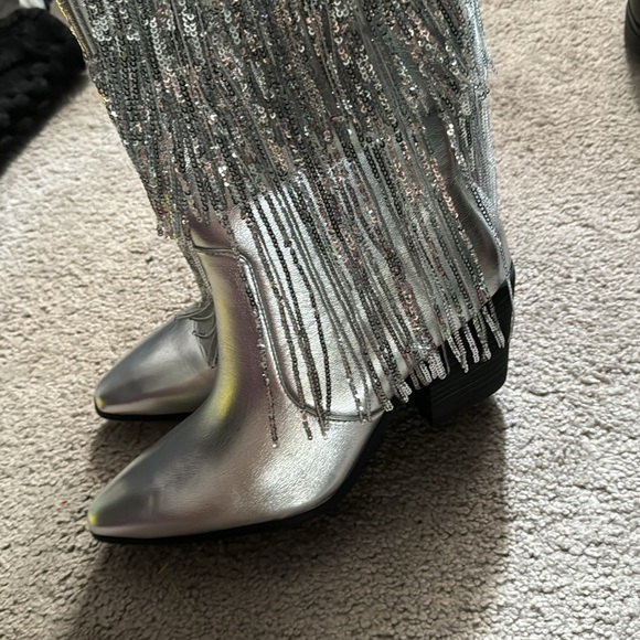 *NEW* TAYLOR SWIFT INSPIRED SILVER SEQUIN FRINGED COWBOY BOOTS 9.5 - Picture 9 of 9